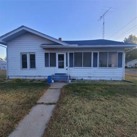 Buy this 2 bed house on 2141 Clarke Street in Murphysboro, IL 62966