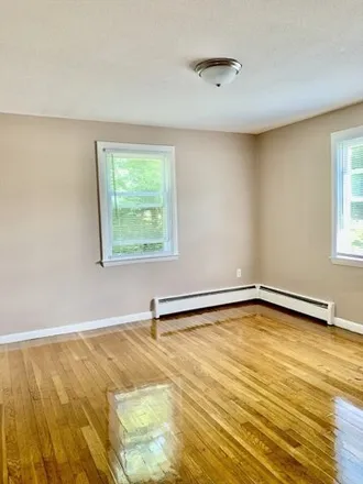 Image 5 - 29 Walker Avenue Extension, Milford, MA 01757, USA - Apartment for rent