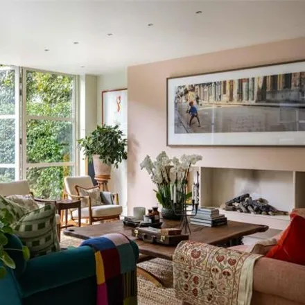 Image 3 - 67 Clarendon Road, London, W11 2HJ, United Kingdom - Duplex for sale