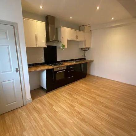 Image 2 - KLR Interiors, 21A Alcester Road, Studley, B80 7AG, United Kingdom - Apartment for rent