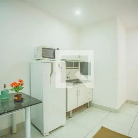 Rent this 1 bed apartment on bnb 2172 in Rua Luis Góis, Mirandópolis