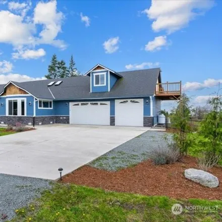 Buy this 3 bed house on 753 West Camano Hill Road in Island County, WA 98282