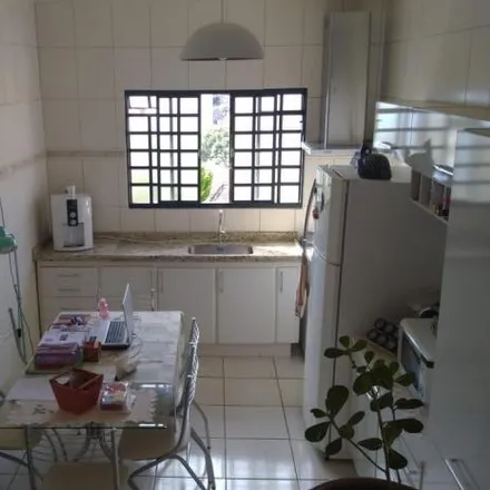 Buy this 2 bed house on Rua Octávio Rinaldi in Vila Aparecida, Bragança Paulista - SP