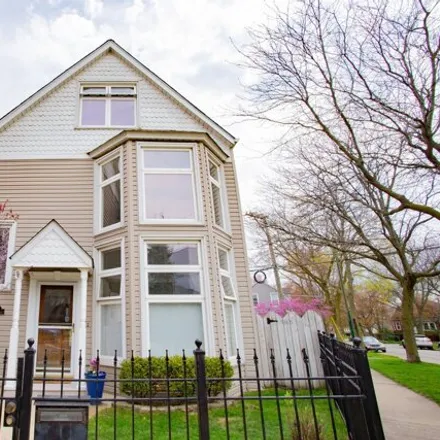 Buy this 4 bed house on 5345 North Bowmanville Avenue in Chicago, IL 60625