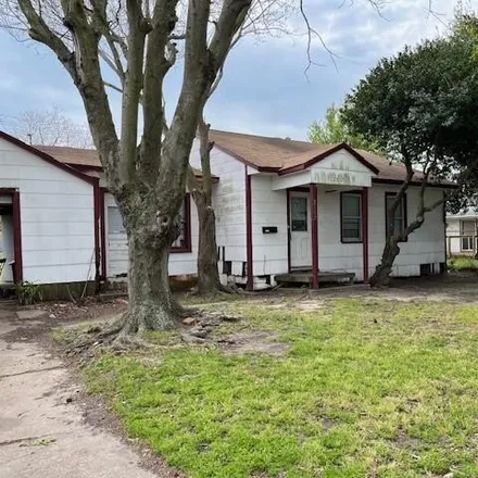 Image 4 - 2129 6th Avenue North, Heights, Texas City, TX 77590, USA - House for sale