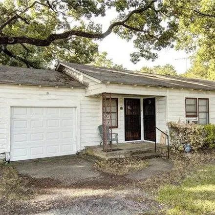 Rent this 2 bed house on 8960 County Road 301 in Terrell, Texas