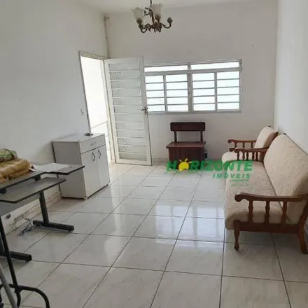 Buy this 2 bed house on Rua Romeu Carnevalli in Jardim Bela Vista, São José dos Campos - SP