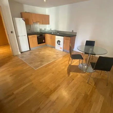 Rent this 2 bed apartment on Waterloo Street in Leeds, LS10 1GX