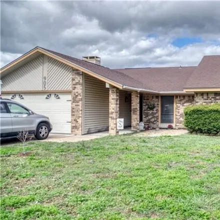 Buy this 4 bed house on 999 Moss Circle in Killeen, TX 76542
