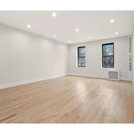 Image 2 - 130 Wadsworth Avenue, New York, NY 10033, USA - Apartment for rent