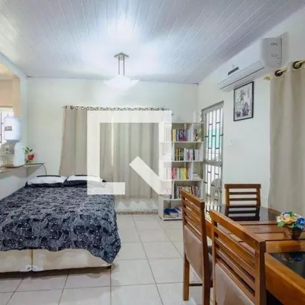 Rent this 2 bed house on Rua Maria Lomar in Vila São José, Região Geográfica Intermediária do Rio de Janeiro - RJ