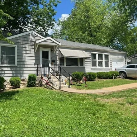 Buy this 2 bed house on 1109 Grenshaw Drive in Bellefontaine Neighbors, MO 63137