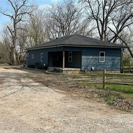 Image 3 - 663 East Road, Arma, KS 66712, USA - House for sale