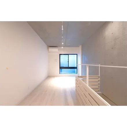 Image 8 - La vita, 緑小通り, Jiyugaoka 2-chome, Meguro, 152-0035, Japan - Apartment for rent