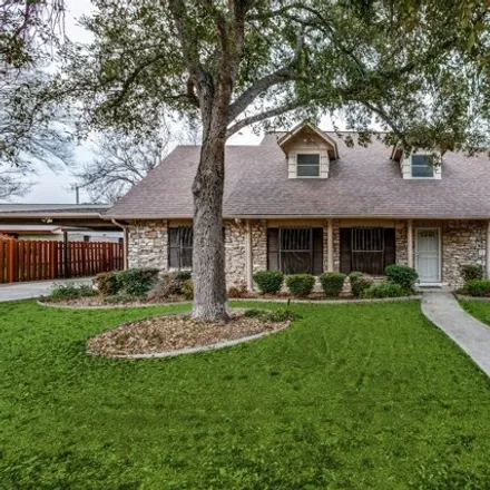 Buy this 6 bed house on 4876 Club View Drive in San Antonio, TX 78222