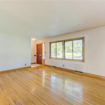 Image 2 - Community Education Center, West 88th Street, Bloomington, MN 55431, USA - House for sale
