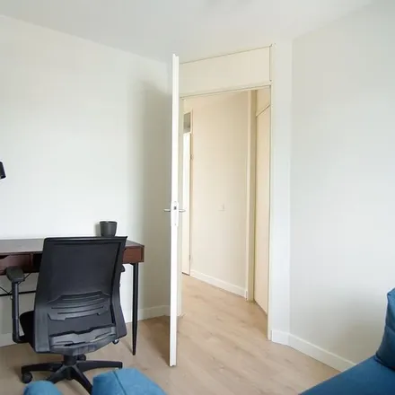 Rent this 3 bed apartment on Kuipersstraat 151A in 1073 ER Amsterdam, Netherlands