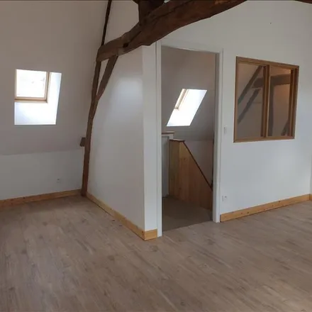 Rent this 2 bed apartment on 40 Rue de Bernage in 03000 Moulins, France