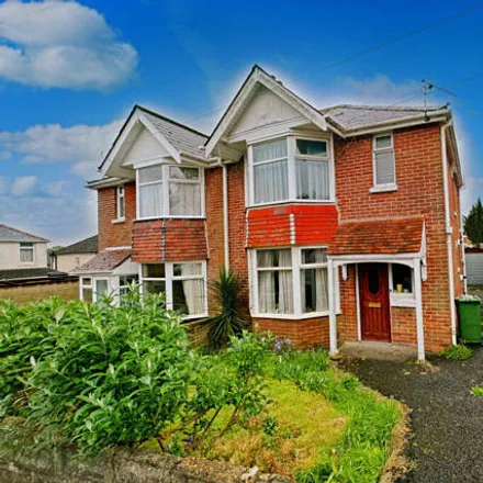 Buy this 2 bed duplex on 18 Edge Hill Road in Southampton, SO18 2AJ