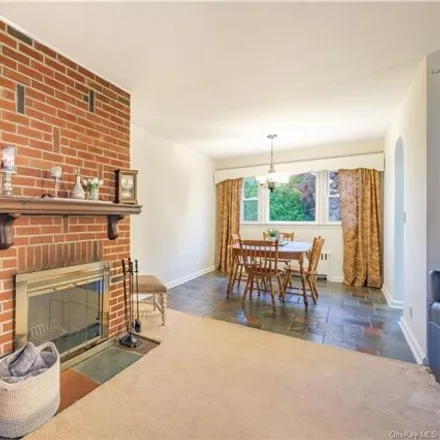 Image 7 - 105 Fowler Avenue, Bryn Mawr Park, City of Yonkers, NY 10701, USA - House for sale