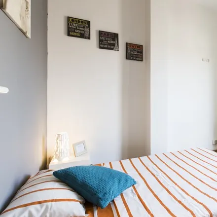 Rent this 4 bed room on Via Giasone del Maino in 20146 Milan MI, Italy