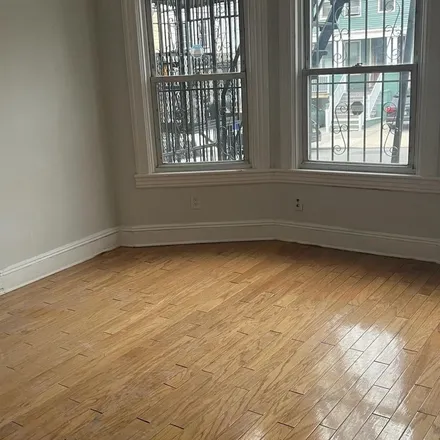 Rent this 4 bed apartment on 271 Union Street in West Bergen, Jersey City