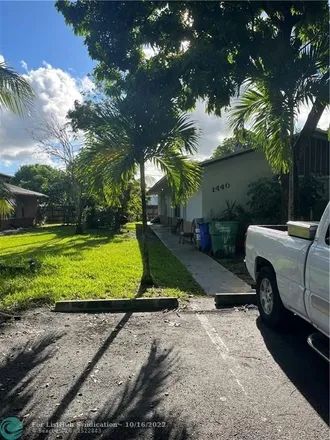 Image 3 - 1428 Southwest 41st Avenue, Broadview Park, Broward County, FL 33317, USA - Duplex for sale