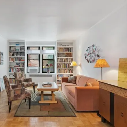 Buy this studio apartment on 736 West 186th Street in New York, NY 10033