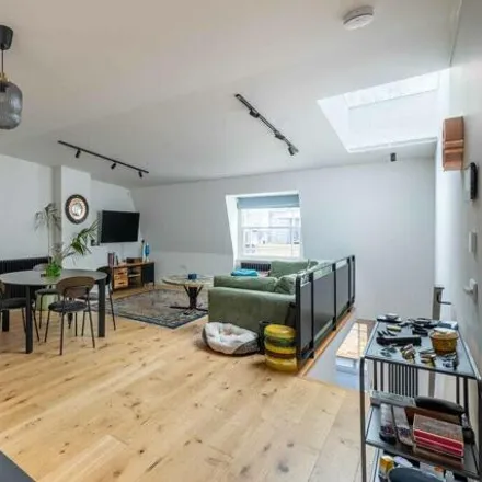Rent this 1 bed house on 17 Drayson Mews in London, W8 4LZ