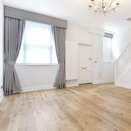 Rent this 2 bed house on 5 Egerton Gardens Mews in London, SW3 2EH