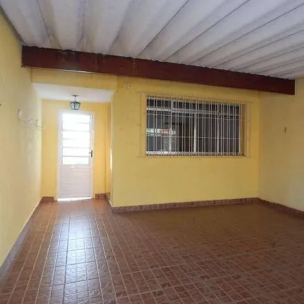 Rent this 3 bed house on Rua Santiago in Assunção, São Bernardo do Campo - SP