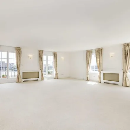 Rent this 3 bed apartment on Admiral Square in London, SW10 0UU