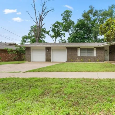 Buy this 3 bed house on 207 Samuel Dr in Tyler, Texas