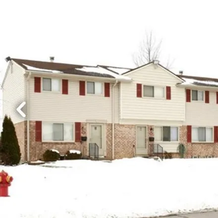 Buy this 2 bed condo on 9703 Cornell Street in Taylor, MI 48180