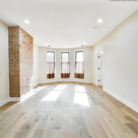 Rent this 3 bed apartment on 541 Baldwin Avenue in Bergen Square, Jersey City