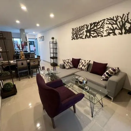 Buy this 3 bed apartment on Calle Antonio Plaza in Cuauhtémoc, 06880 Mexico City