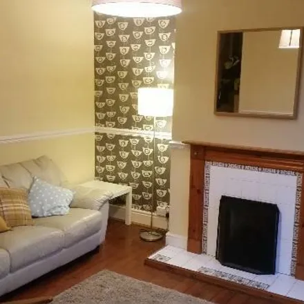 Rent this 2 bed townhouse on 11 Crosby Road in Leeds, LS11 9LX