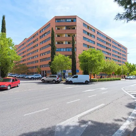 Rent this 2 bed apartment on Madrid in Calle de Martín Muñoz de las Posadas, 7 D