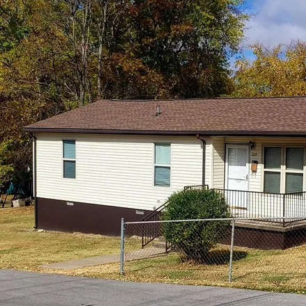 Buy this 3 bed house on 1204 Howell Street in Hopkinsville, KY 42240