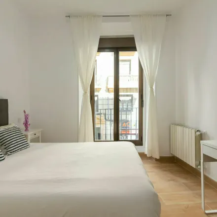 Image 6 - Madrid, Calle de Santa Isabel, 32, 28012 Madrid - Room for rent