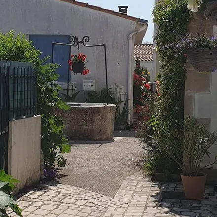 Image 7 - 17450 Fouras, France - House for rent