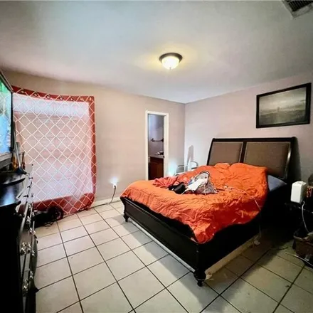 Image 7 - 10920 Roger Drive, New Orleans, LA 70127, USA - House for sale
