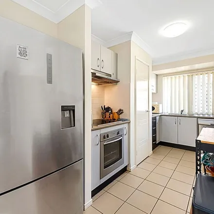 Image 6 - David Deane Real Estate, Gympie Road, Strathpine QLD 4500, Australia - Apartment for rent