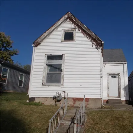 Buy this 2 bed house on 1925 East Market Street in New Albany, IN 47150