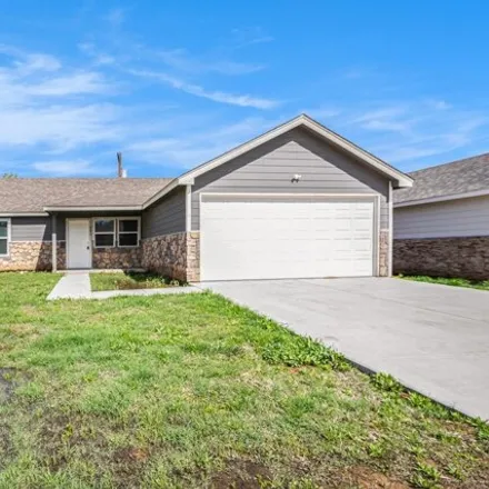 Rent this 3 bed house on 641 South Cleburne Whitney Road in Rio Vista, Johnson County