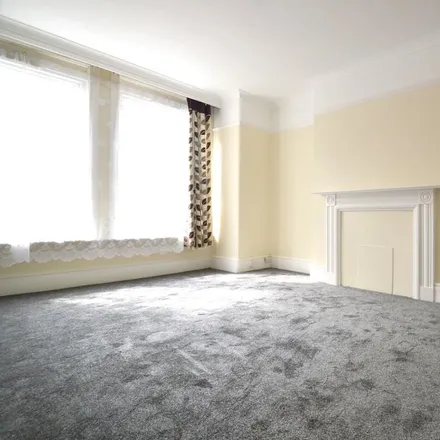 Image 2 - Wrottesley Road, Glyndon, London, SE18 3EW, United Kingdom - Apartment for rent