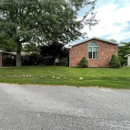 Buy this 4 bed house on 179 Durst Lane in Meadowbrook, Mason County