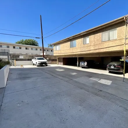 Image 8 - 12264 Chandler Boulevard, Los Angeles, CA 91607, USA - Townhouse for sale