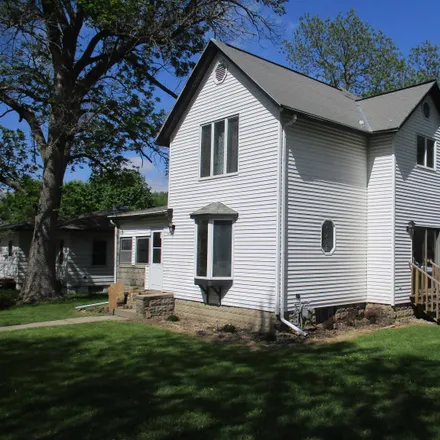 Buy this 4 bed house on 602 North 11th Street in Cherokee, IA 51012