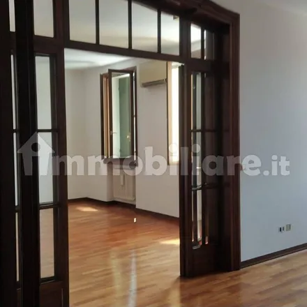 Image 7 - Dentix, Piazzale Alcide De Gasperi 18, 36100 Vicenza VI, Italy - Apartment for rent